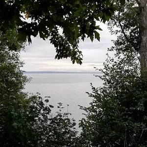 Meet your Posher, Yasmina